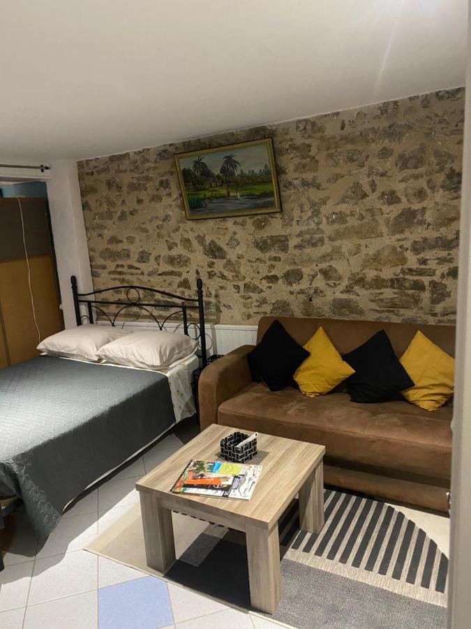 La Casa Du Port, Chambres, Suite Privee, Appartement Avec Vue Sur La Riviere Capendac Exterior photo