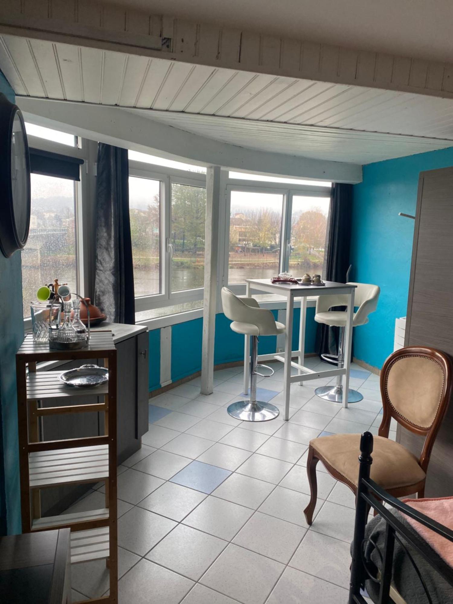 La Casa Du Port, Chambres, Suite Privee, Appartement Avec Vue Sur La Riviere Capendac Exterior photo